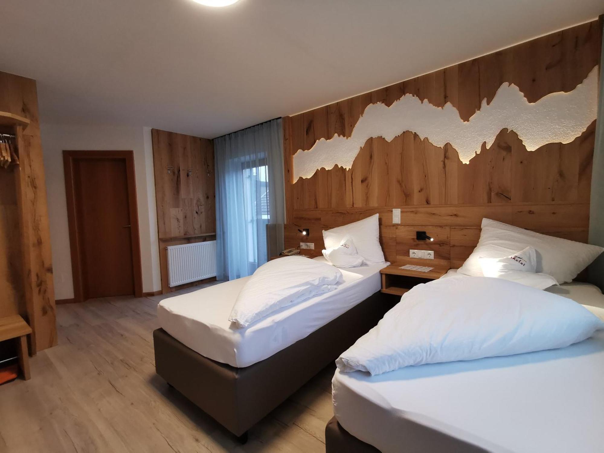 Hotel Akelei บรูนิโก ภายนอก รูปภาพ