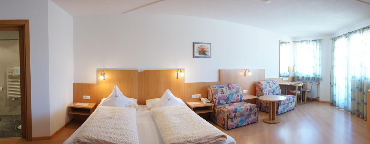 Hotel Akelei บรูนิโก ภายนอก รูปภาพ